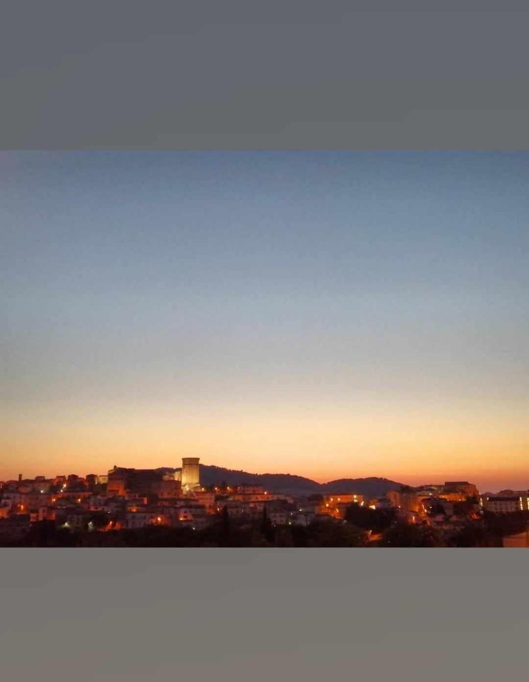 Comfort, Parcheggio E Balcone Su Tricarico In Basilicata, Io Sono Qui ภายนอก รูปภาพ