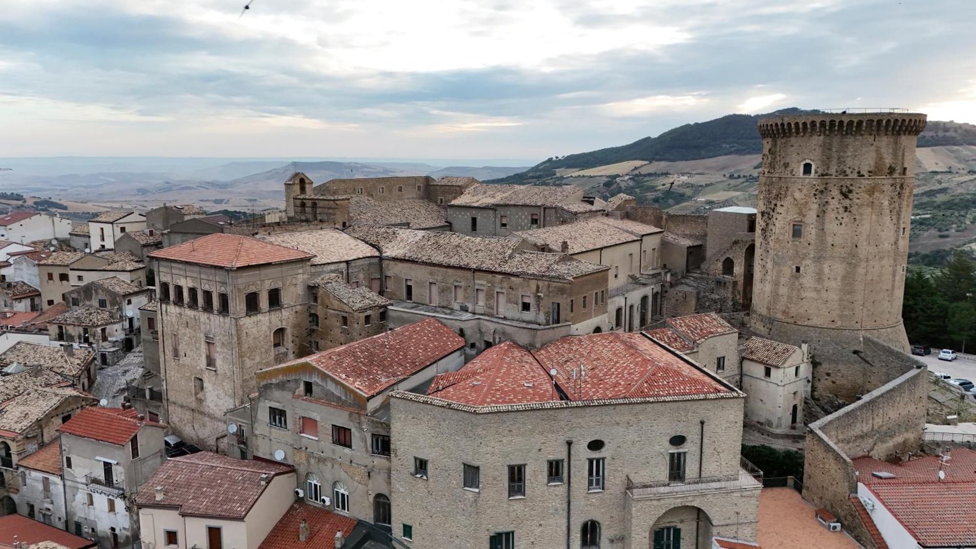 Comfort, Parcheggio E Balcone Su Tricarico In Basilicata, Io Sono Qui ภายนอก รูปภาพ